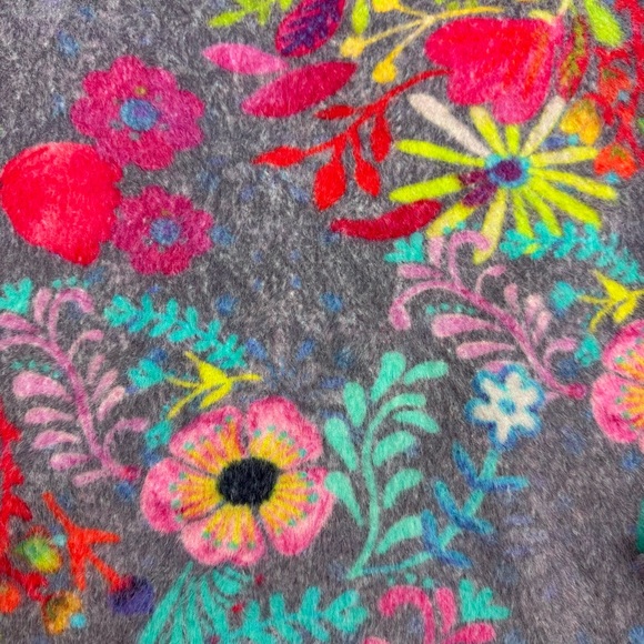 Natural Life Cashmere-Like Mock Neck Sweater: Charcoal Pink Poppy Floral Boho - Picture 10 of 11